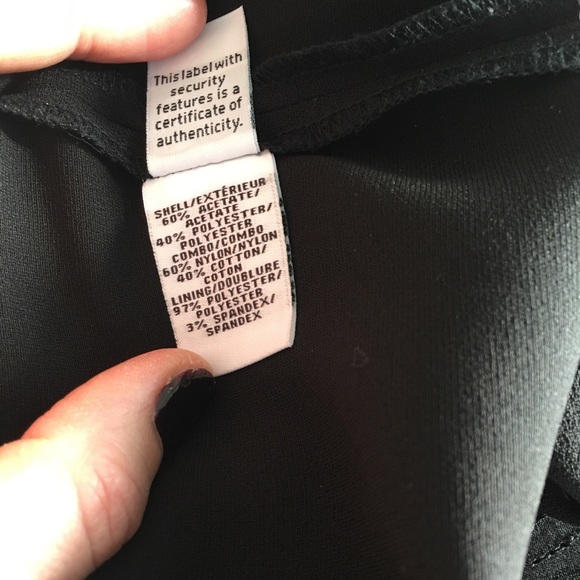 Gorgeous lace DVF little black dress - Picture 5 of 5